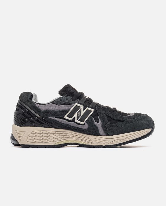 New Balance 1906 Black Protection Pack