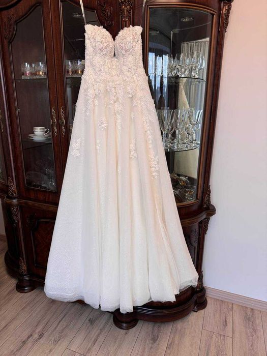 Весільна сукня бренду Eva Lendel від Crystal 38 р. 2024