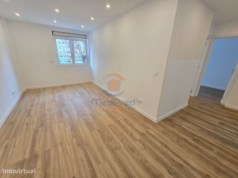 Apartamento T2 Remodelado | Quinta do Mendes, Odivelas