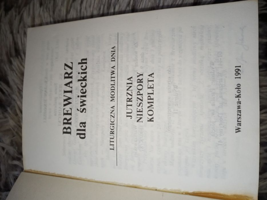 Brewiarz dla świeckich Jutrznia Nieszpory  Kompleta