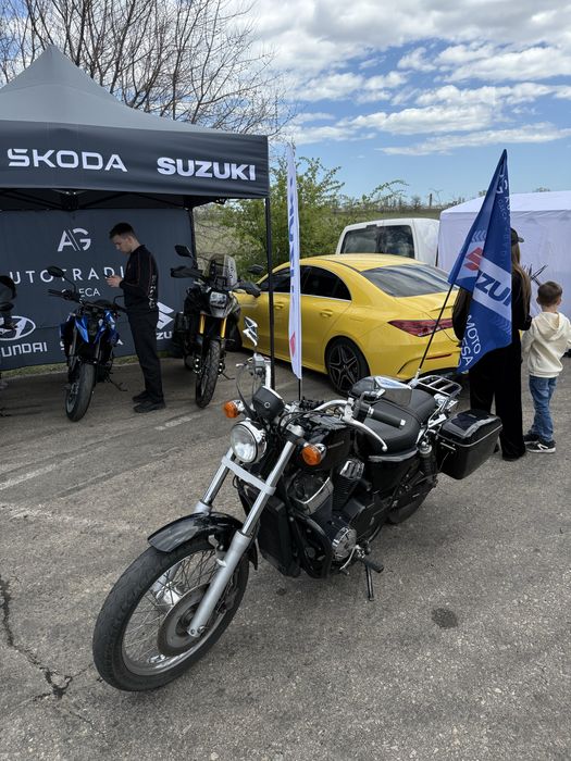 Honda VT400s (shadow)