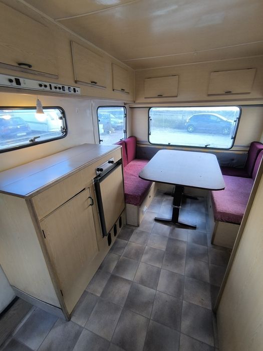 Caravana Pluma 450