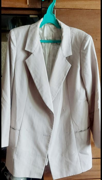 Піджак літо-осінь-весна,на підкладці, розмір 42,може бути,як оверсайз