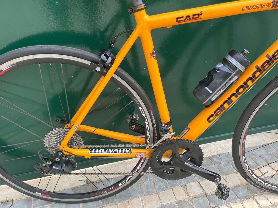 Bicicleta de estrada Cannondale Silk Road 1000