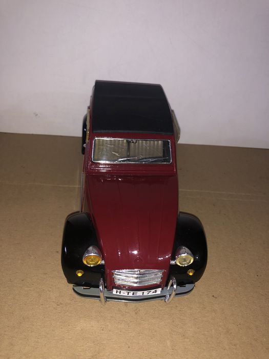 Citroen 2cv da solido 1:17