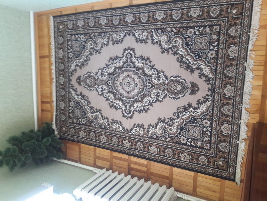 Продам ковер 2*3