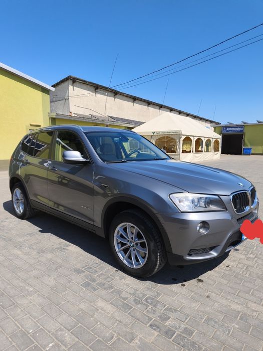 BMW X3.2013 року