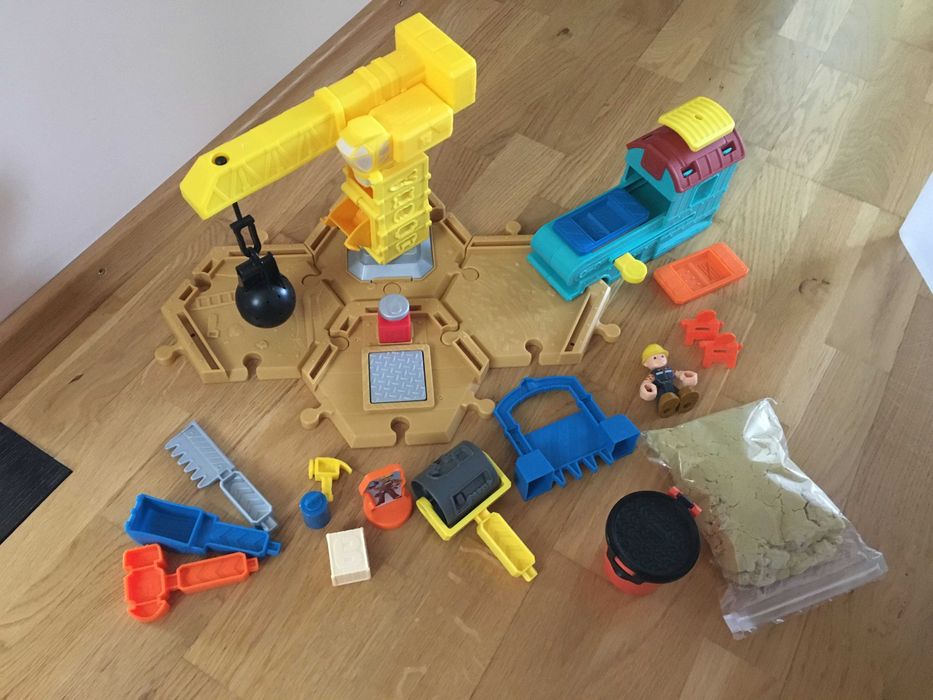 Plac budowy + piasek kinetyczny Fisher Price, Bob Budowniczy