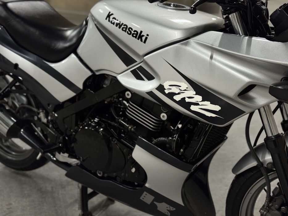 Мотоцикл Kawasaki GPZ500