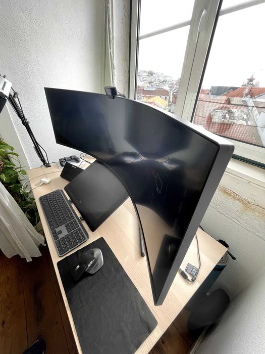 Samsung Odyssey Neo G9 Curved Gaming Monitor S49AG954NP 49 Inch