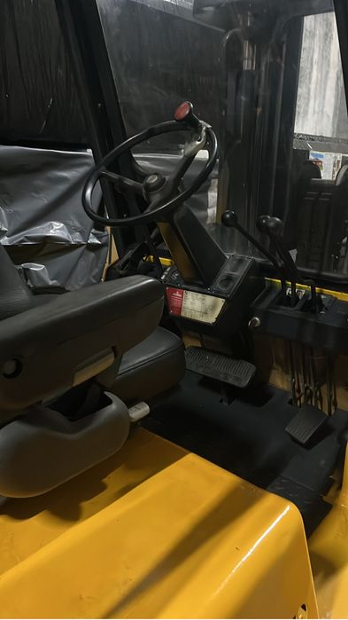 Empilhador 5 toneladas