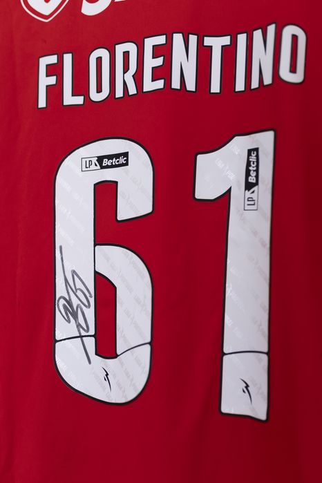 Camisola autografada benfica florentino