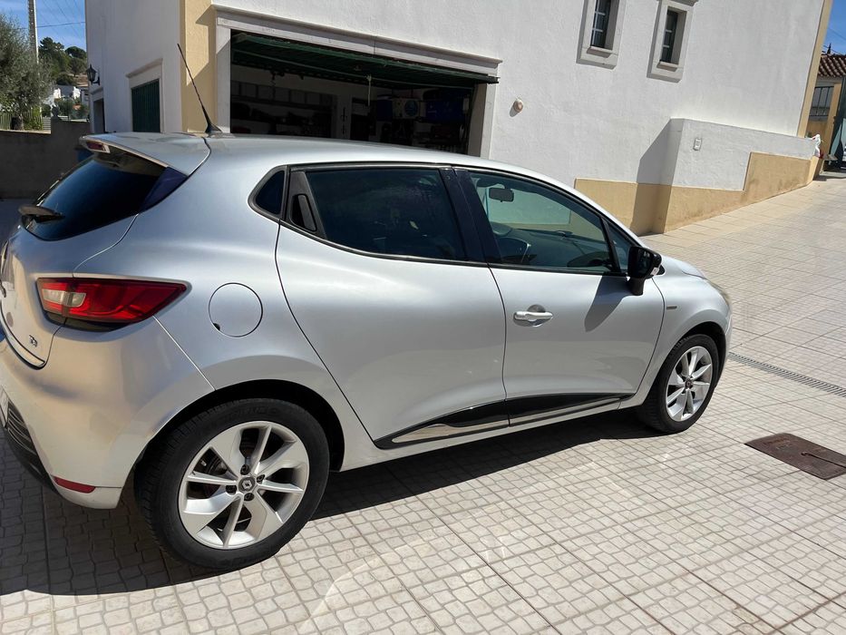 Renault Clio IV 0.9 TCe Limited foto 2