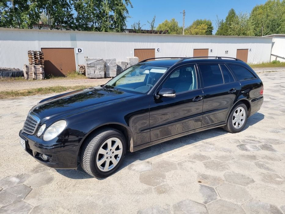 Mercedes-Benz E 220 cdi