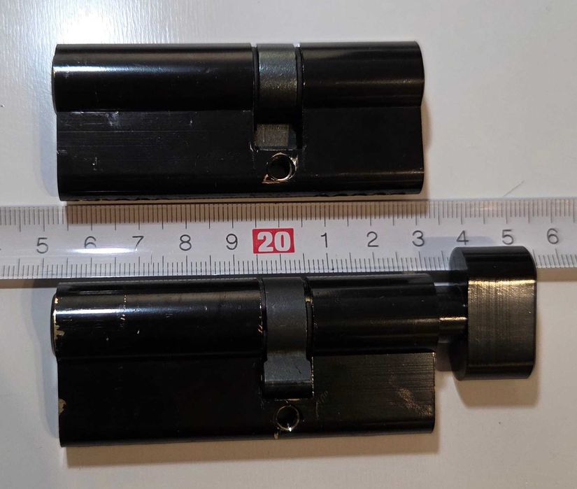 Zestaw czarnych wkładek GMB 30/45 + 30/45G System 1 klucza
