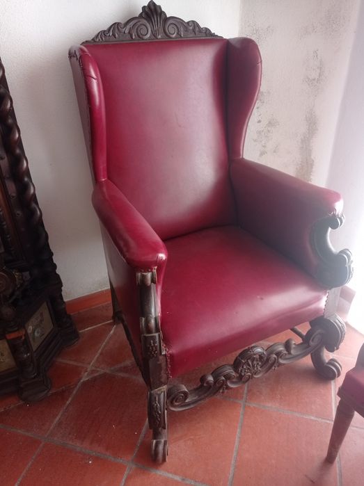 Poltronas e espelho século XIX