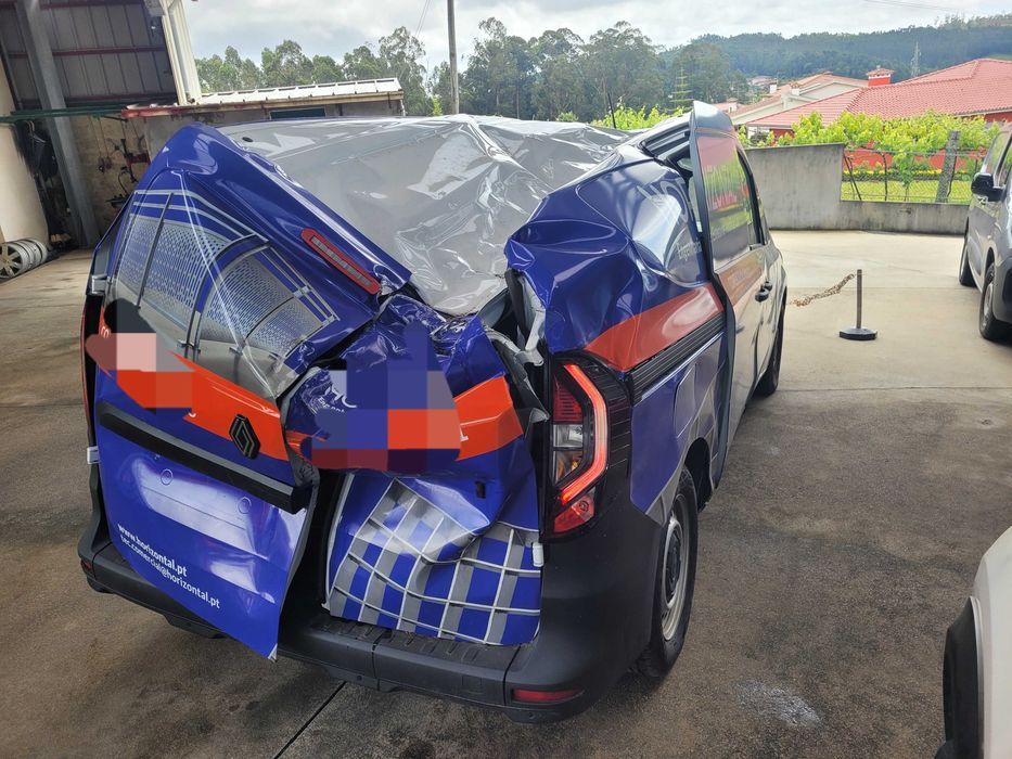 Renault Kangoo 2025 para peças