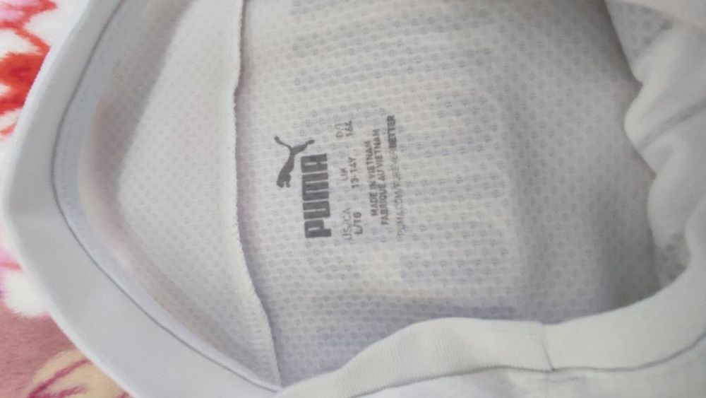 Футболка Puma в гарному стані
