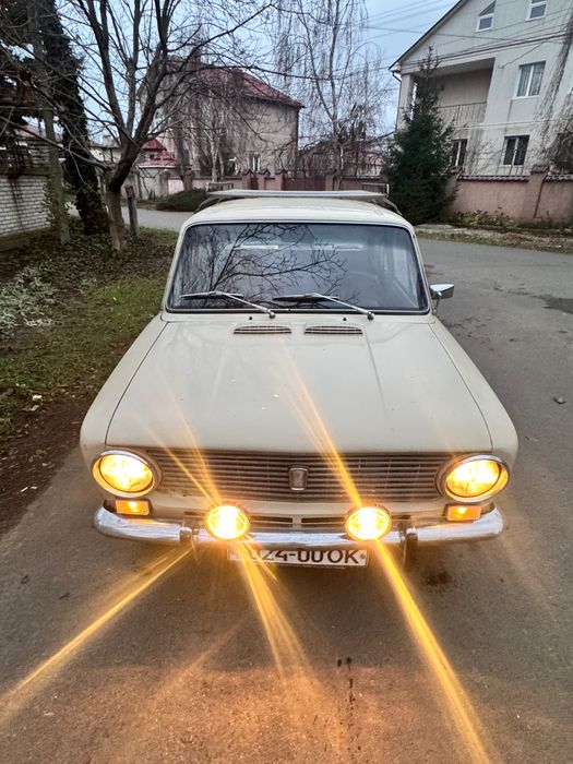 ВАЗ 2101 капсула часу, колекційний автомобіль 1973 року випуску