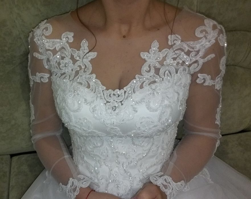 весільна сукня (з дуже гарною енергетикою, вже 7 років разом щасливі)