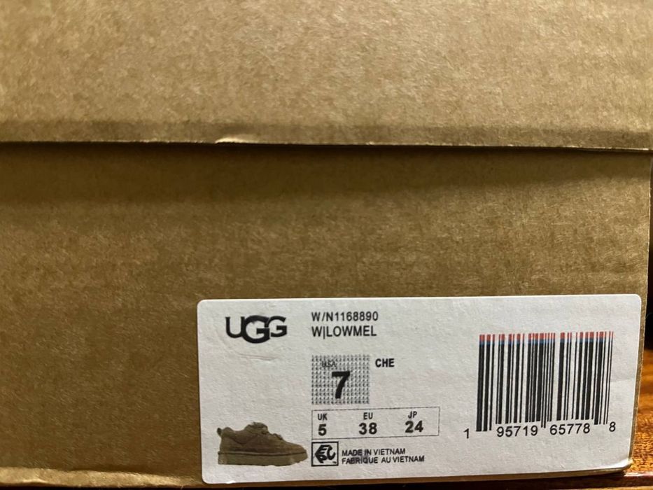 Кросівки UGG нові