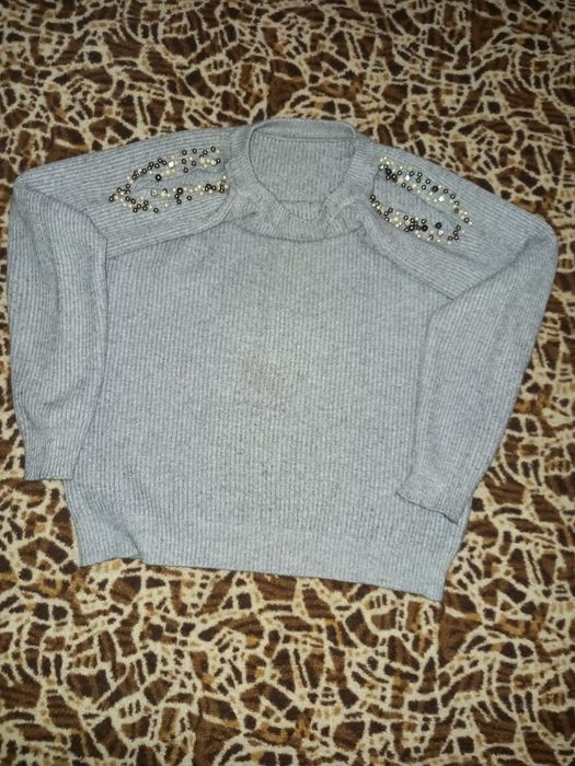 Продам тёплый свитер