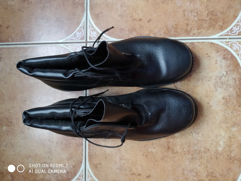 Buty ocieplone nowe.