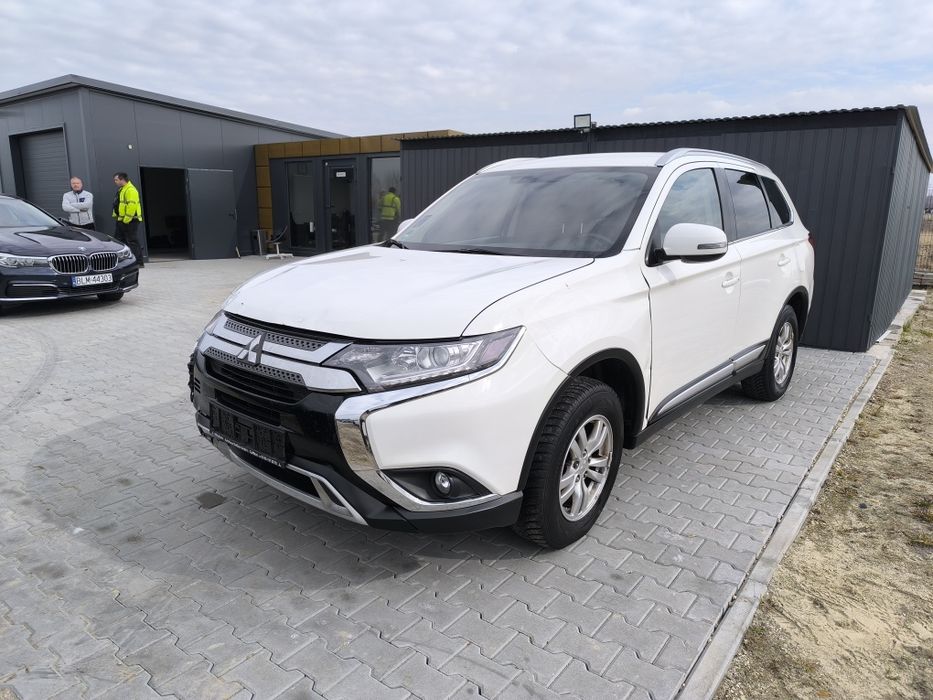 Mitsubishi Outlander 2.0 Benzyna Lift lekko uszk okazja