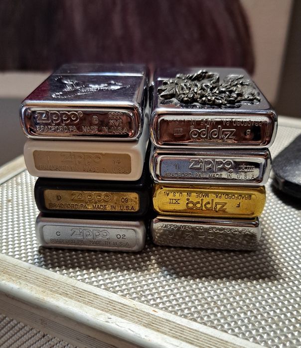 Isqueiros Zippo lote.
