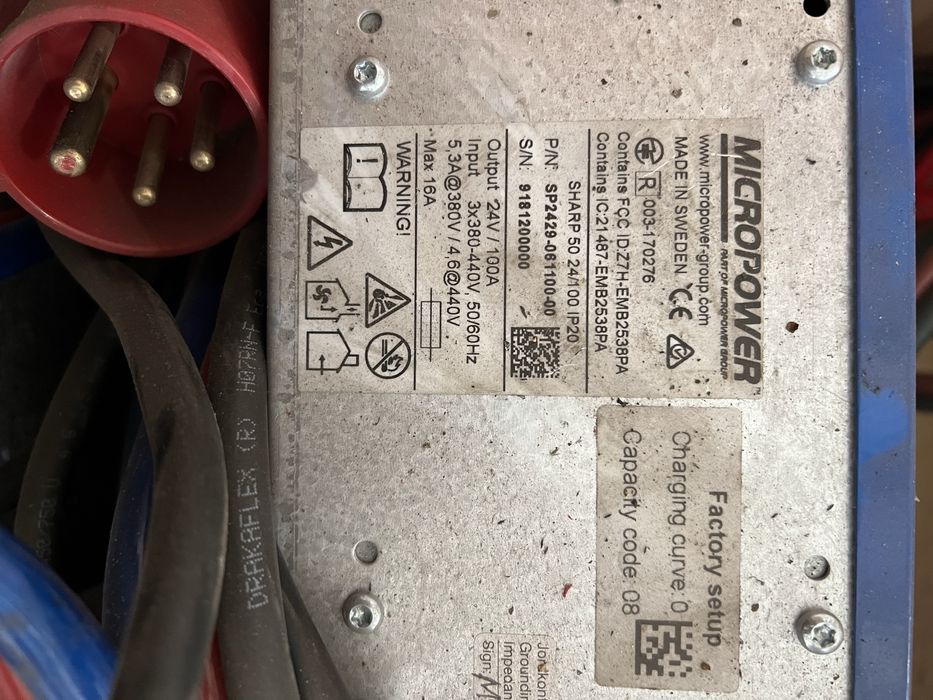 Ładowarka do wózka widłowego Sharp 24v/100 A