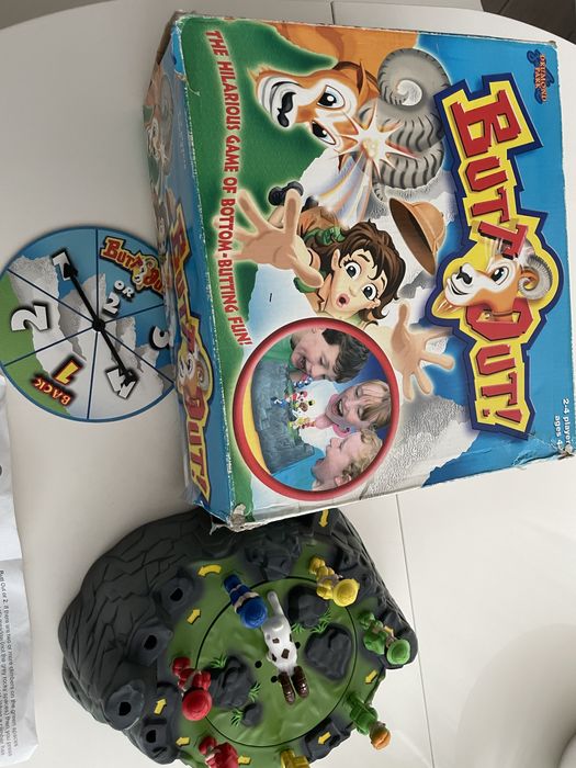 Настільна гра Викинь Butt Out Drumond park