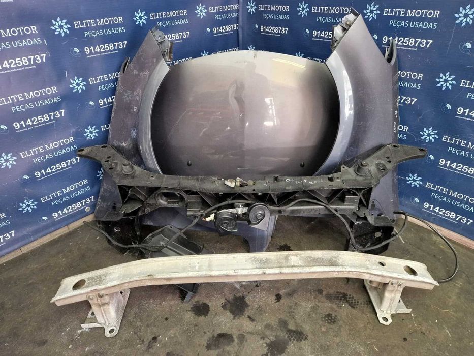 Frente completa usada RENAULT CLIO III 3 195 FACELIFT capot parachoques guardalamas oticas radiadores
