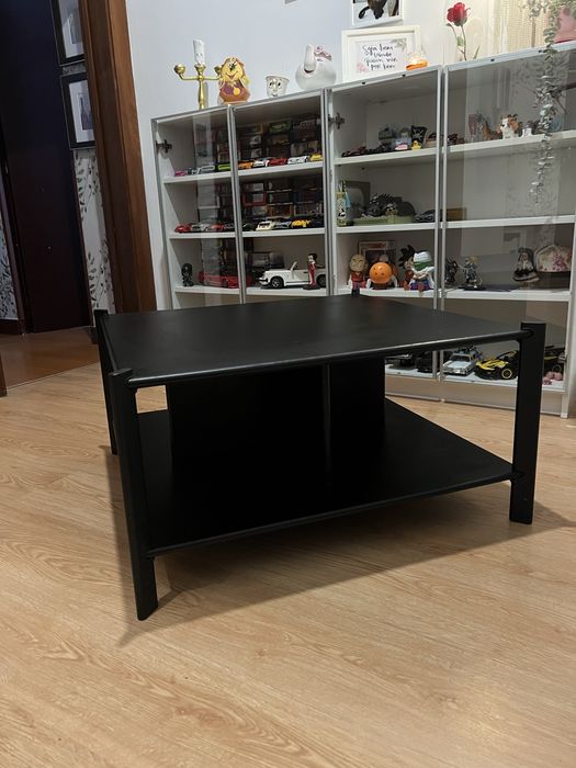 Mesa centro IKEA JATTESTA preta