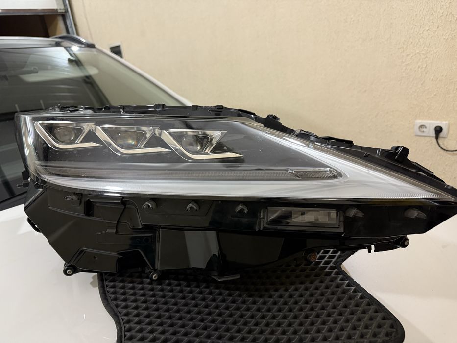 Фара права рестайлінг Lexus RX Лексус PX 19-22 року