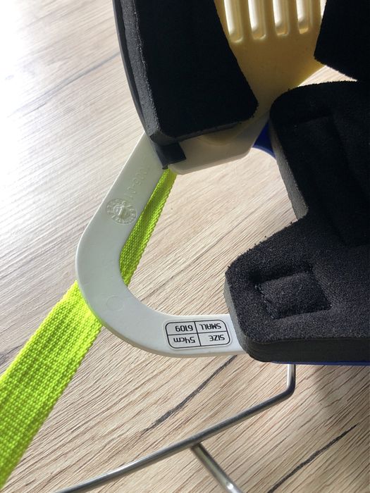 Kask O’Neills Koolite IS 355 r S 6109 54cm hokej hurling camogie