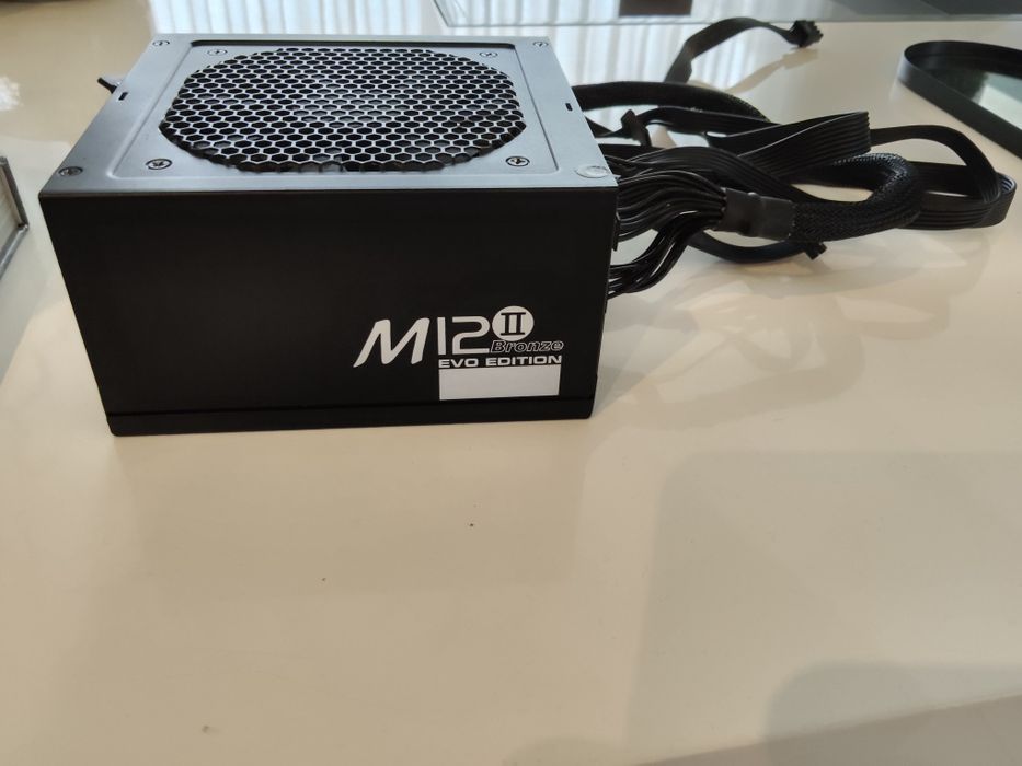 Fonte Seasonic M12II Evo Bronze 620W – 80 Plus Bronze – Modular
