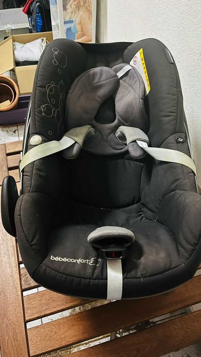 Ovo BebéConfort com tapa-sol e ninho