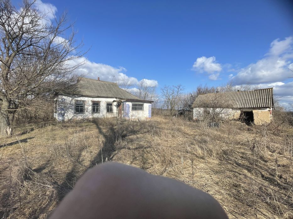 Продам 2- ва будинки , або обмін на авто)