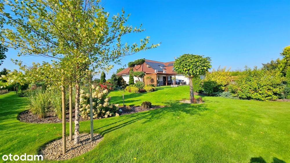 Ekskluzywna Rezydencja Z Pięknym Ogrodem