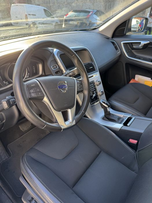 Volvo XC60 2.0 D Automático