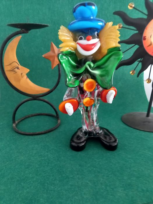 Palhaço de vidro.