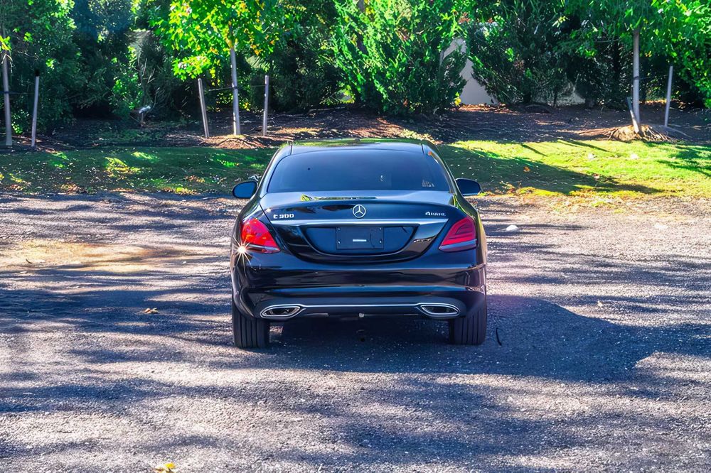 Mercedes-Benz C-Class      2021