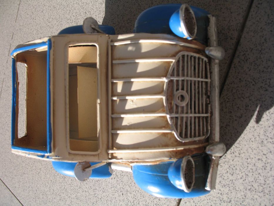 Carros 2 cavalos em chapa