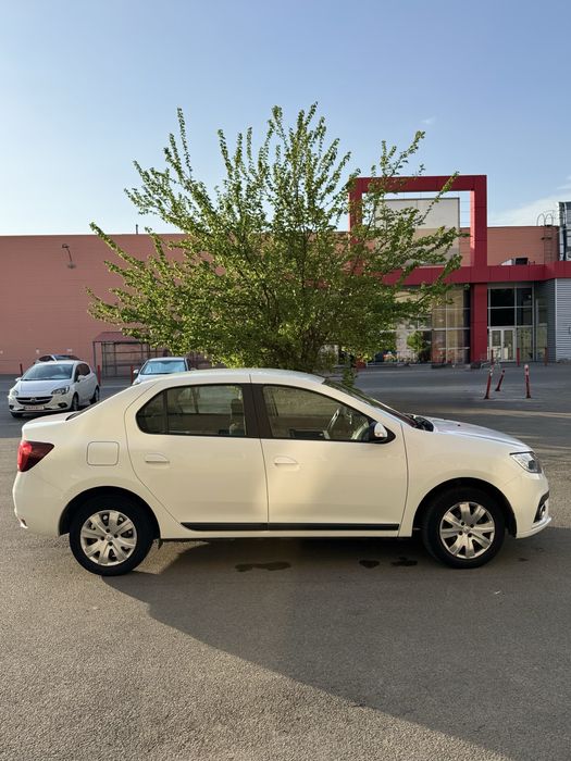 Авто Renault Logan 2020