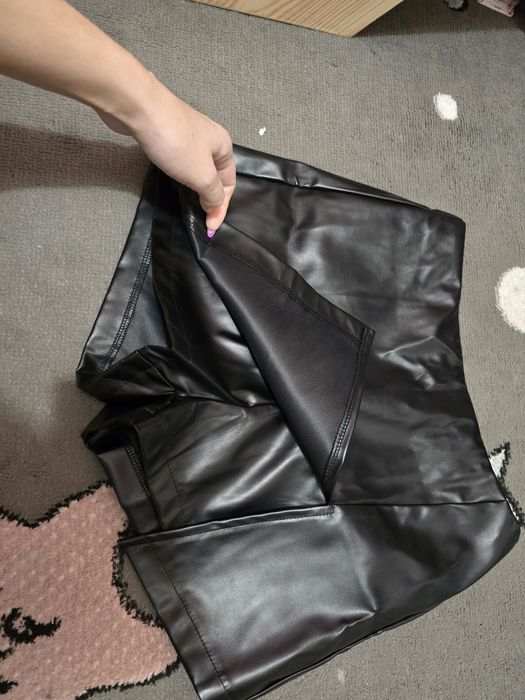 Spodniczko spodenki r.S