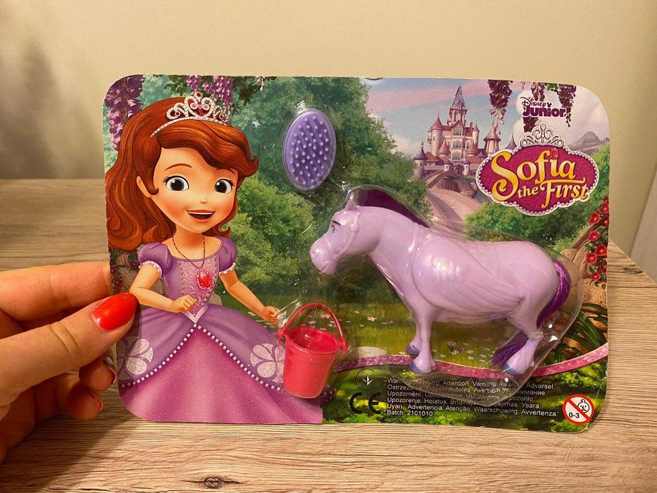 Księżniczka Zosia sofia pegaz koń figurka konik zabawka disney opieka