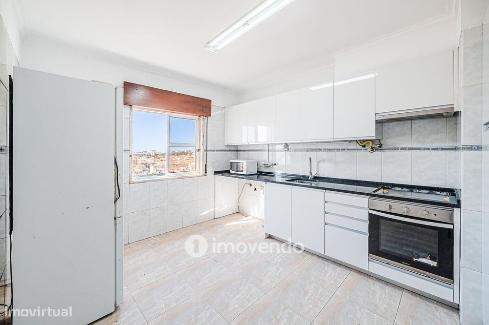 Apartamento T4 Duplex, com vistas sobre Sintra, no Algueirão