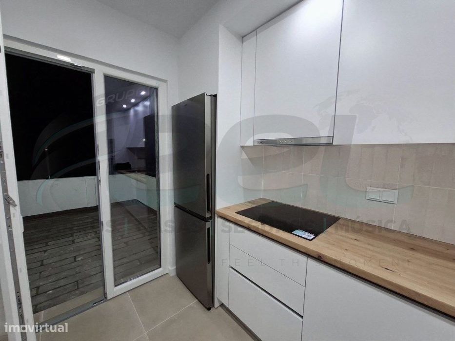 Apartamento T2 com terraço