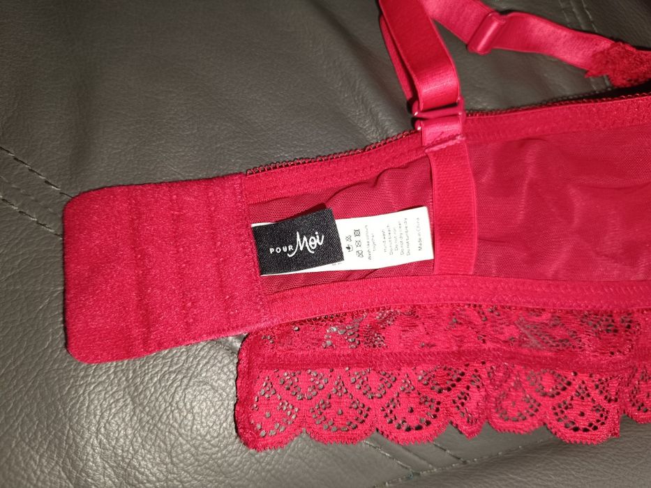 Biustonosz Pour Moi 85 C