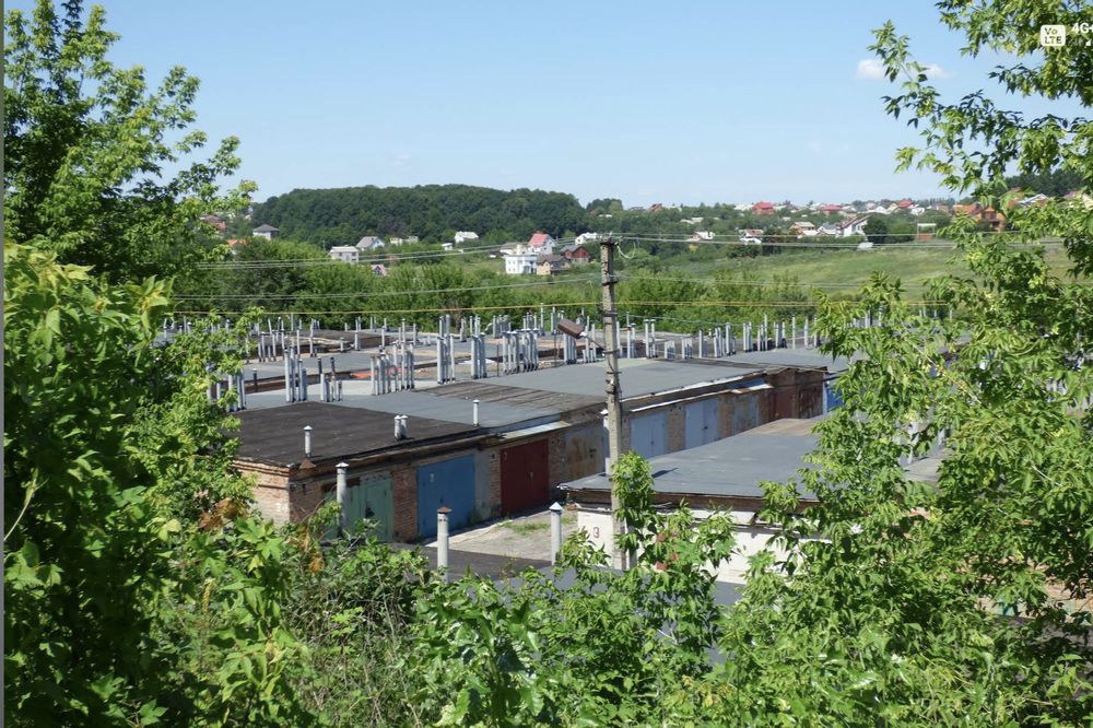 Гараж цегляний капітальний